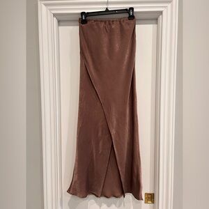 Self Contrast Elegant Women’s Skirt